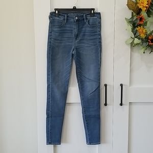 NWOT Sz 6L Super Hi Rise Jeggings